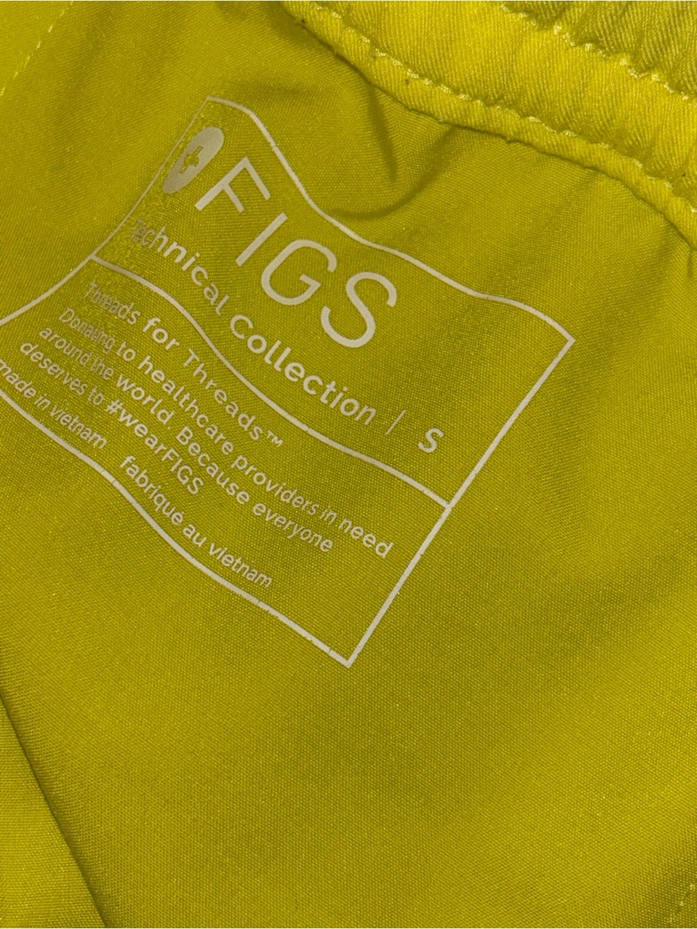 Figs Marseille Scrub Pants in Serving Lime - Picture 4 of 5